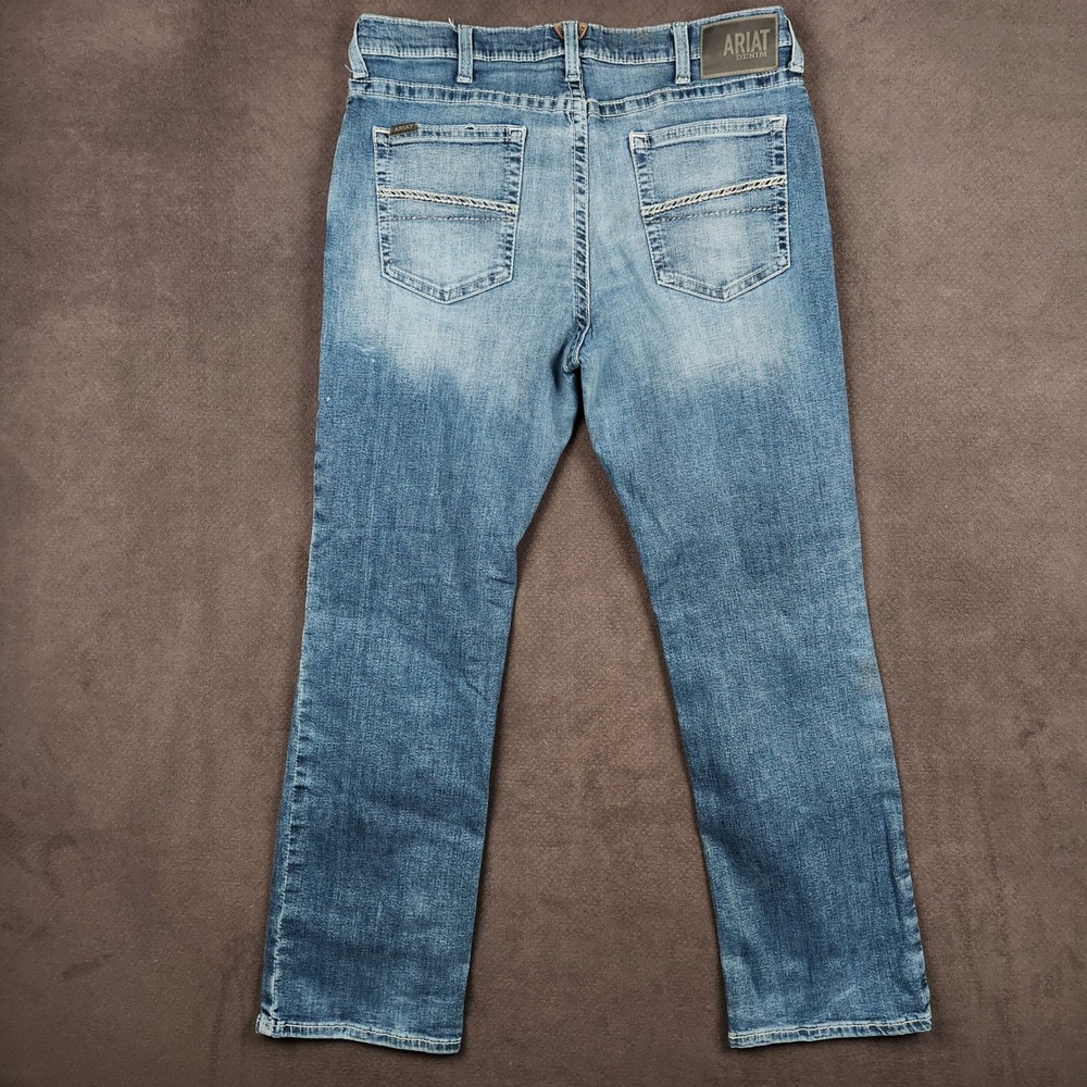 Ariat M4 Hugo Jeans Mens 38x32 Blue Medium Wash Relaxed Boot Cut Denim Workwear - Picture 4 of 16